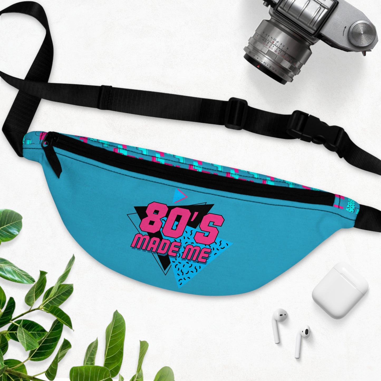 Retro 80's Fanny Pack - Fun and Stylish Hip Bag for Nostalgia Lovers